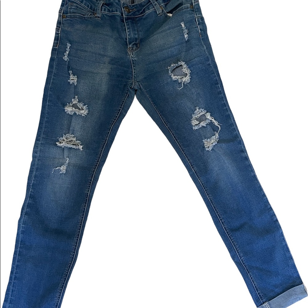 Wax Jean size 9 distressed skinny